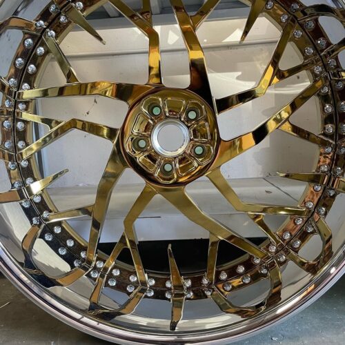 26″ Premium Staggered Forged Wheels – Mirror Gold Face & Polished Lips