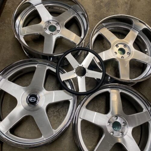 24″ Premium Staggered Forged Impala SS Style Wheels – Brushed Center & Mirror-Polished Lips